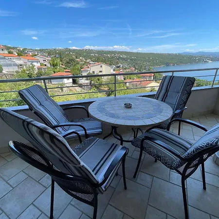 Duje Opatija